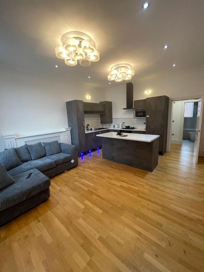Luxury Apartment Apt5 Wolverhampton Exteriör bild