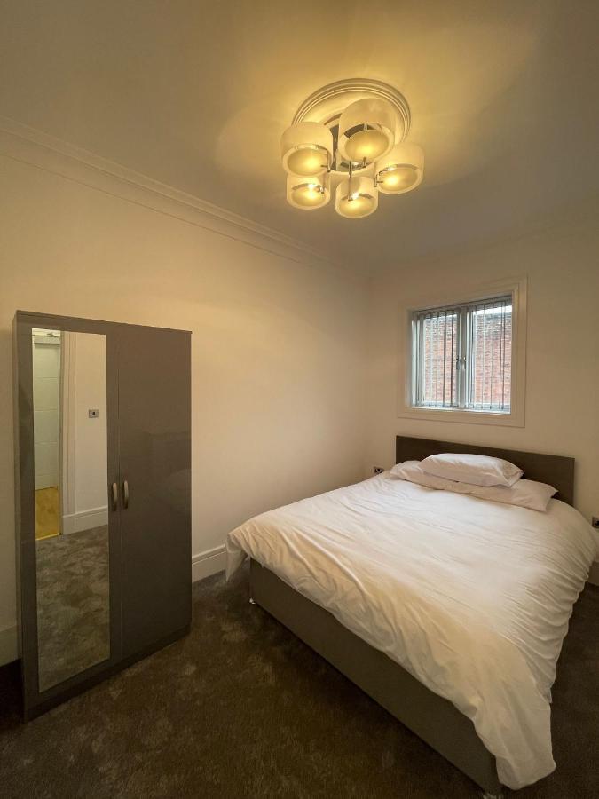 Luxury Apartment Apt5 Wolverhampton Exteriör bild